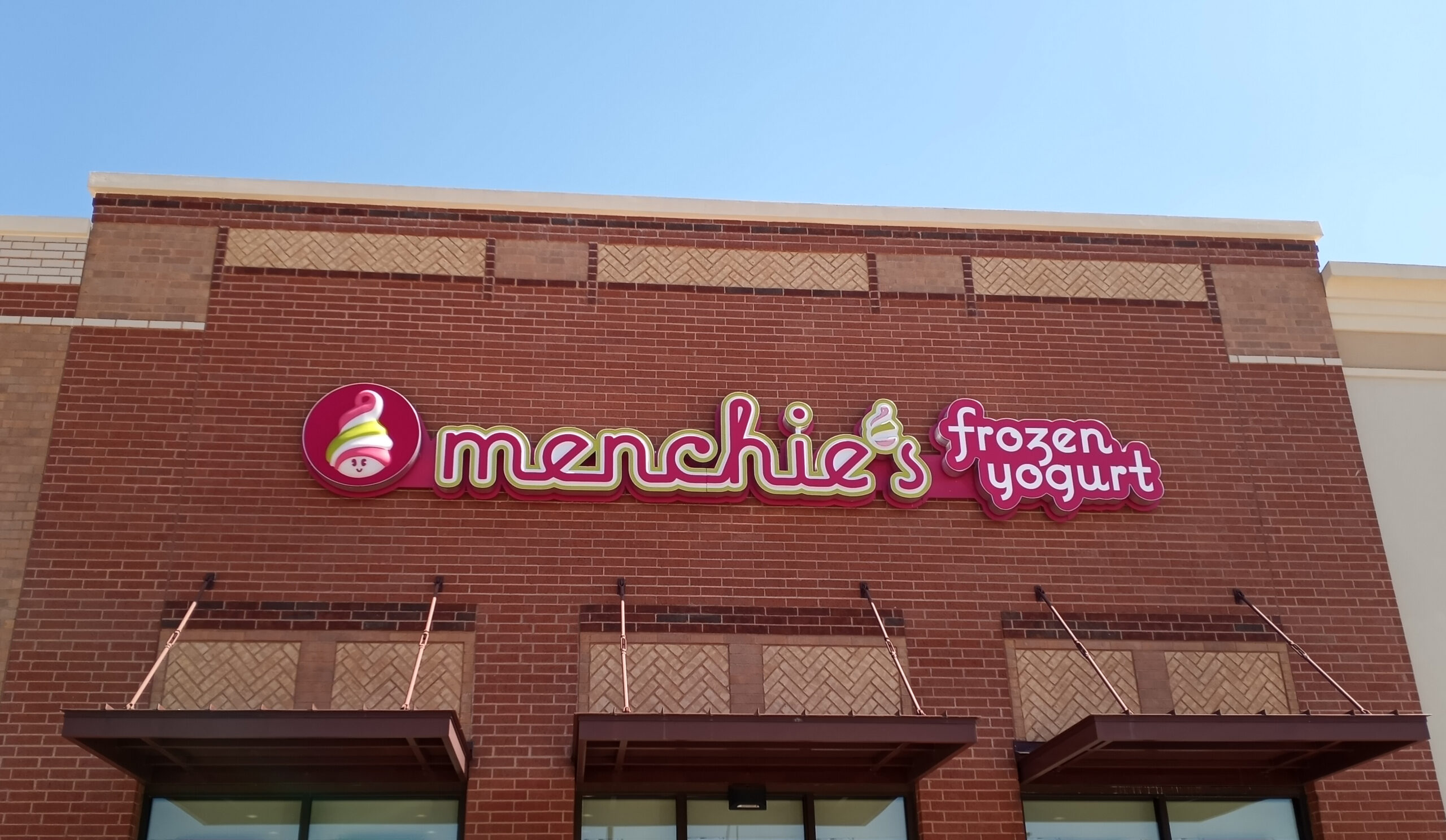 Menchie's Frozen Yogurt Building